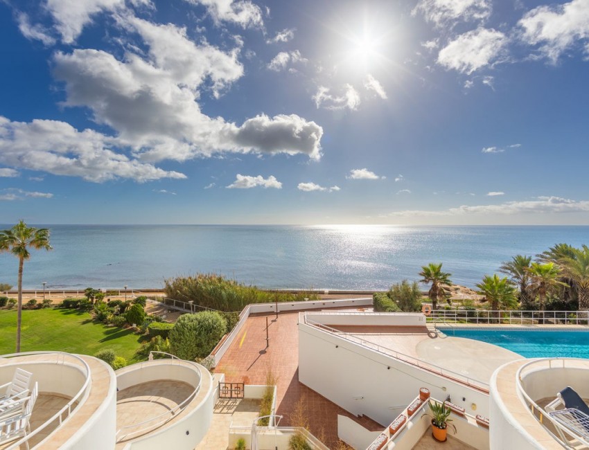 Sale · Apartment / Flat · Estepona · Costa del Sol