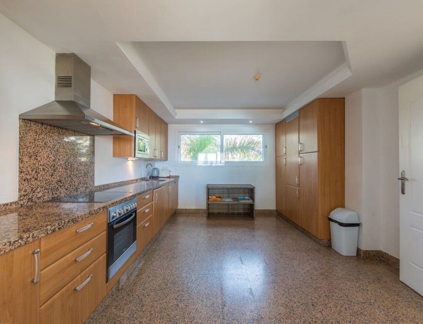 Sale · Apartment / Flat · Estepona · Costa del Sol