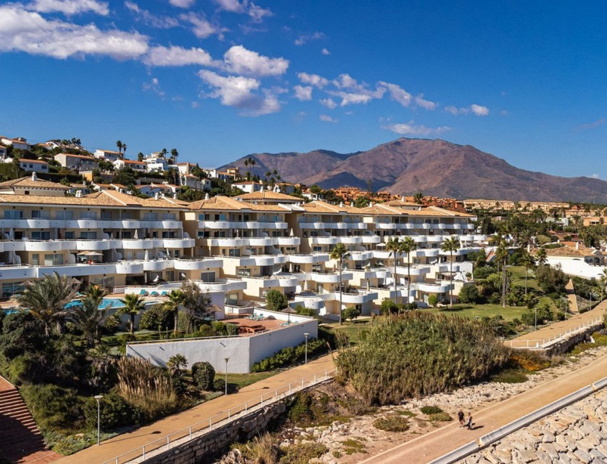 Sale · Apartment / Flat · Estepona · Costa del Sol