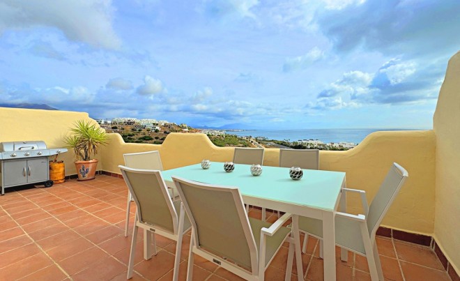 Venta · Apartamento / Piso · Casares · Costa del Sol