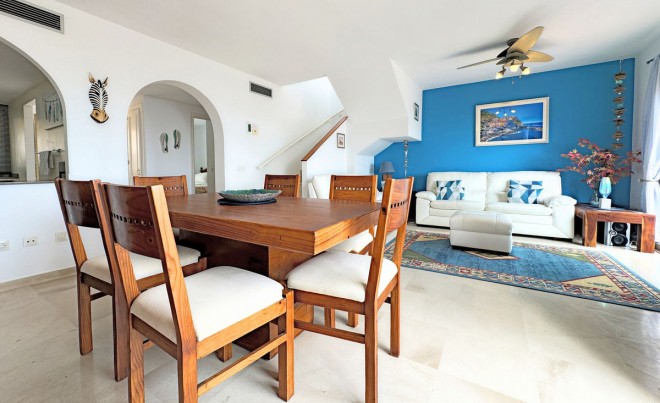 Sale · Apartment / Flat · Casares · Costa del Sol