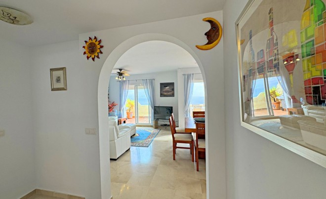 Sale · Apartment / Flat · Casares · Costa del Sol