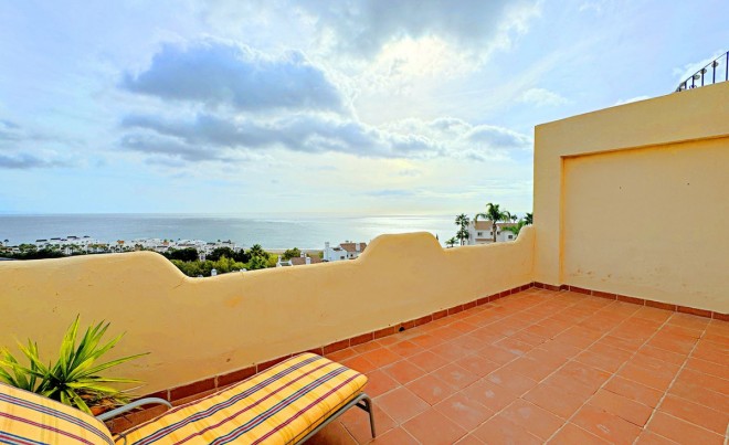 Venta · Apartamento / Piso · Casares · Costa del Sol