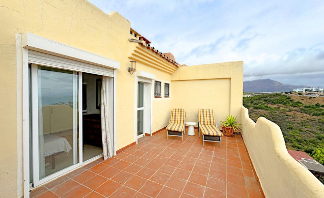 Venta · Apartamento / Piso · Casares · Costa del Sol