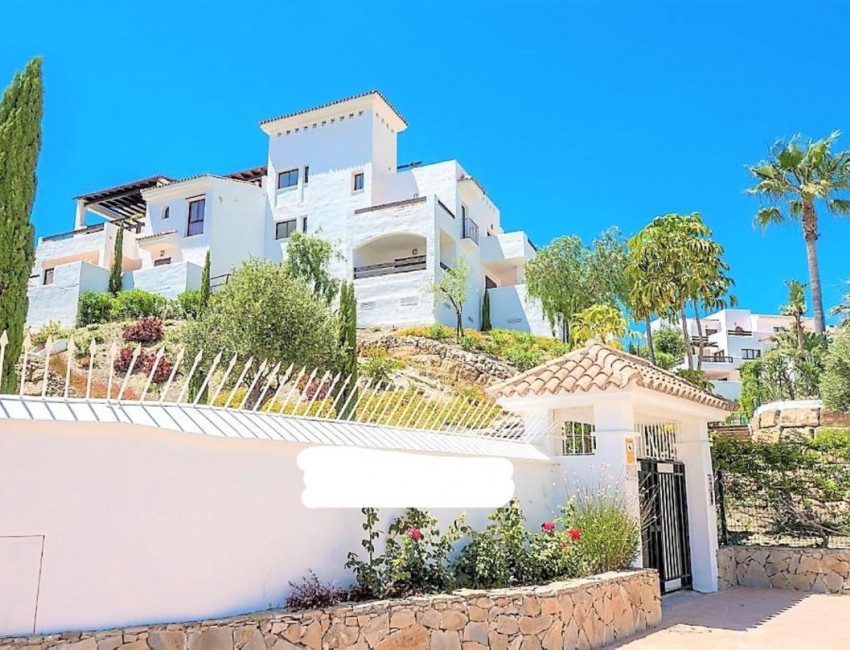 Sale · Apartment / Flat · Casares · Costa del Sol