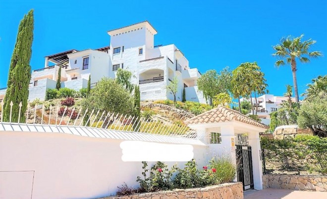 Sale · Apartment / Flat · Casares · Costa del Sol