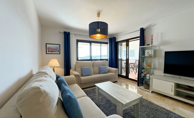 Sale · Apartment / Flat · Casares · Costa del Sol