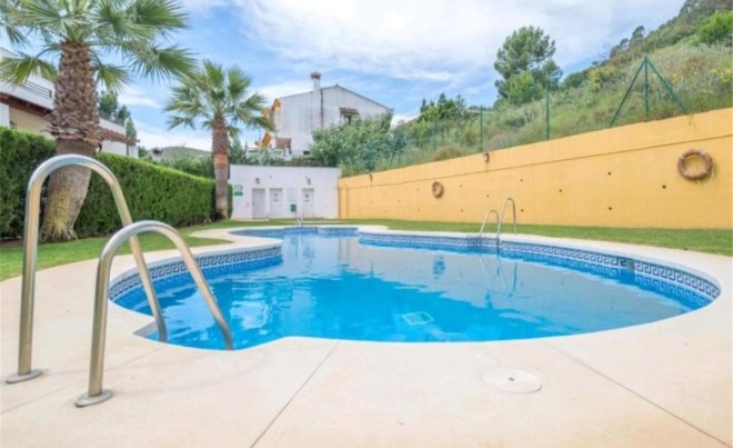 Sale · Bungalow / Townhouse / Detached / Terraced · Benahavís · Costa del Sol