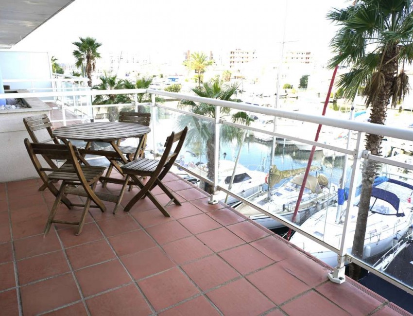 Sale · Apartment / Flat · Santa Margarita