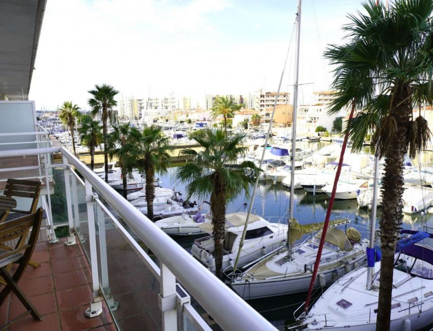 Sale · Apartment / Flat · Santa Margarita