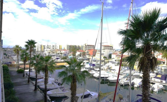 Sale · Apartment / Flat · Santa Margarita