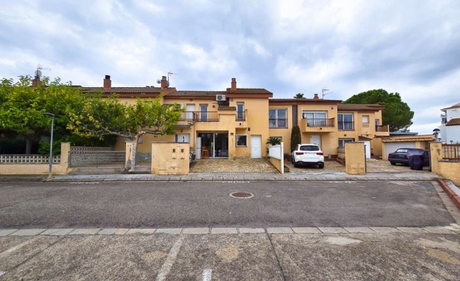 Revente · Bungalow / Maison de Ville · Santa Margarita