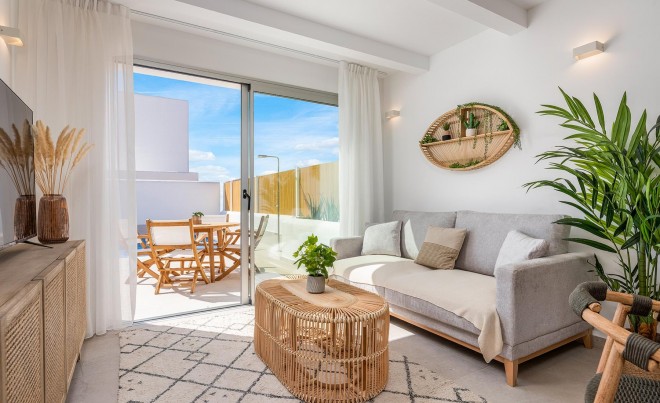 Nueva construcción  · Bungalow / Adosado / Semiadosado · Dolores