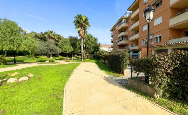 Revente · Appartement · San Luis de Sabinillas · Costa del Sol