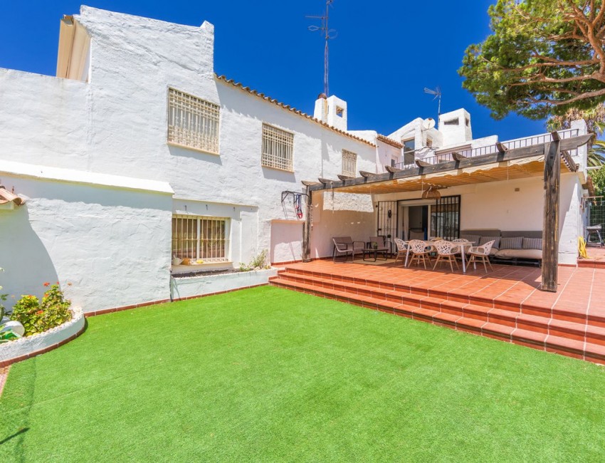 Revente · Bungalow / Maison de Ville · Casares · Costa del Sol