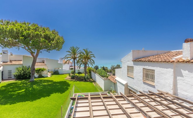 Revente · Bungalow / Maison de Ville · Casares · Costa del Sol