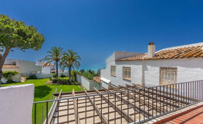 Revente · Bungalow / Maison de Ville · Casares · Costa del Sol