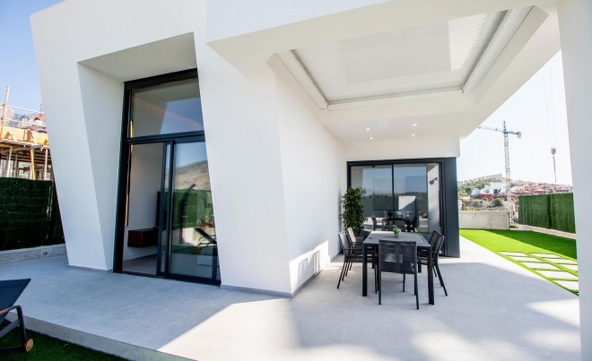 Nueva construcción  · Villa / Chalet · Finestrat