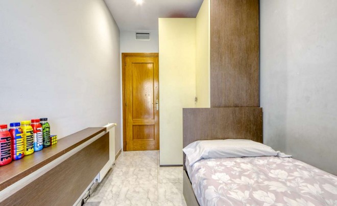 Venta · Apartamento / Piso · Roses