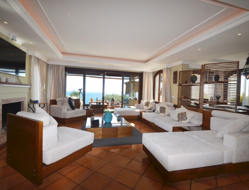 Venta · Villa / Chalet · La Duquesa · Costa del Sol