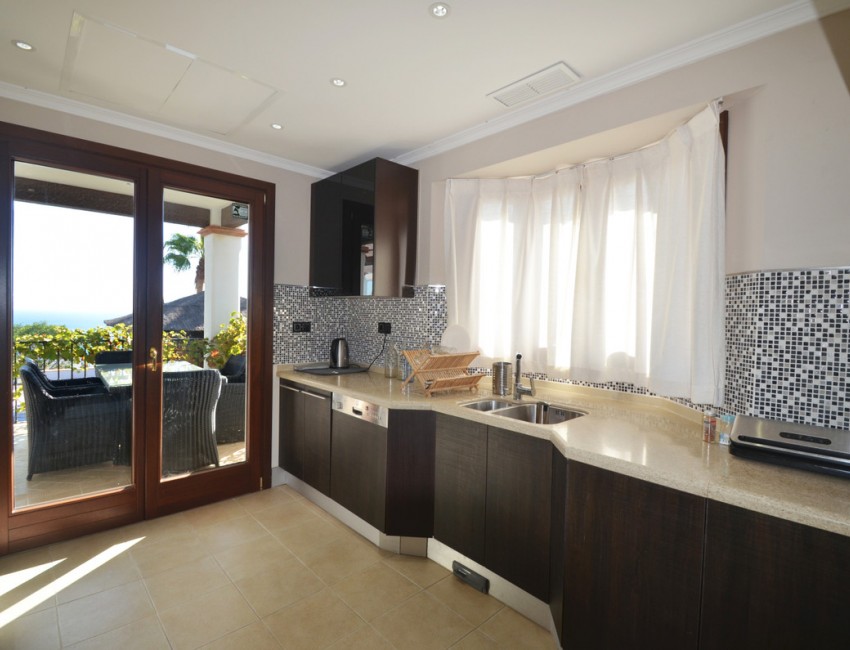 Venta · Villa / Chalet · La Duquesa · Costa del Sol