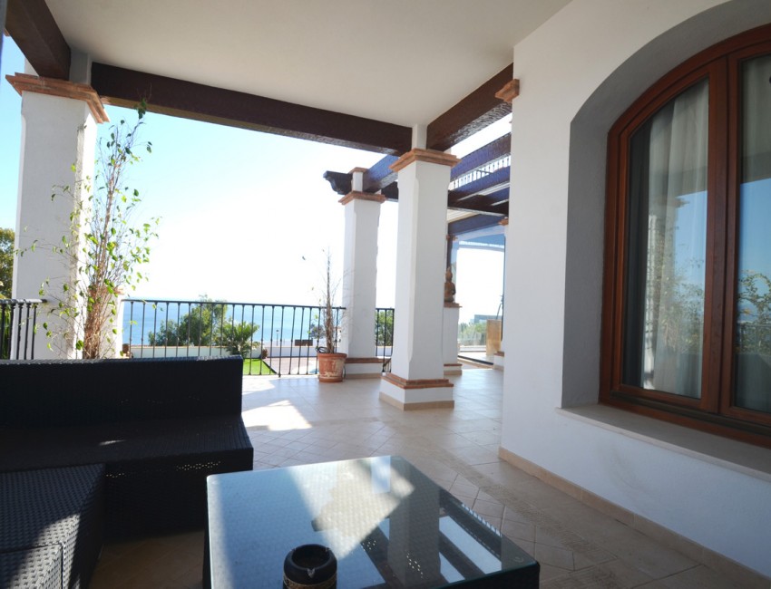 Venta · Villa / Chalet · La Duquesa · Costa del Sol