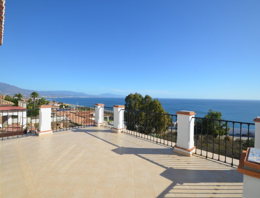 Venta · Villa / Chalet · La Duquesa · Costa del Sol