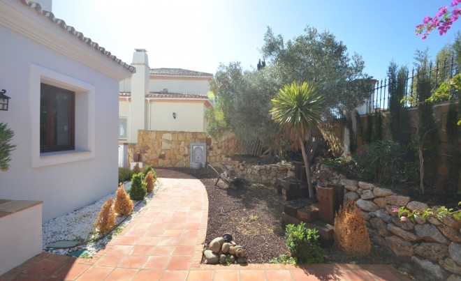 Venta · Villa / Chalet · La Duquesa · Costa del Sol