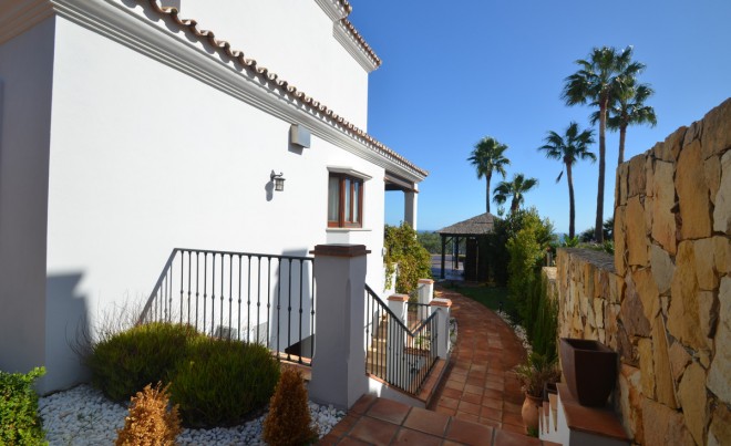 Venta · Villa / Chalet · La Duquesa · Costa del Sol