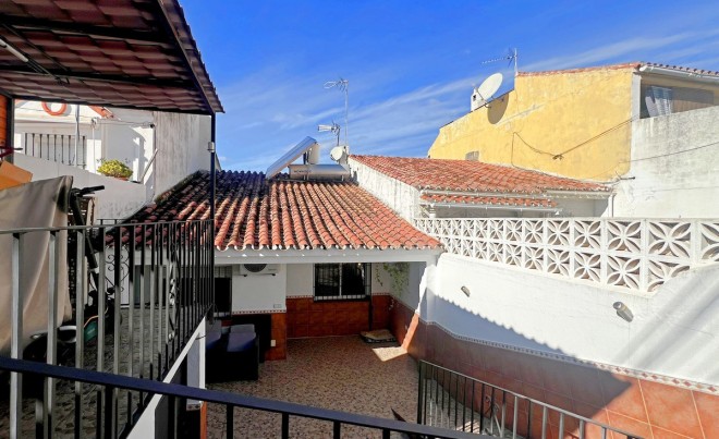 Venta · Bungalow / Adosado / Semiadosado · Nueva Andalucía · Costa del Sol