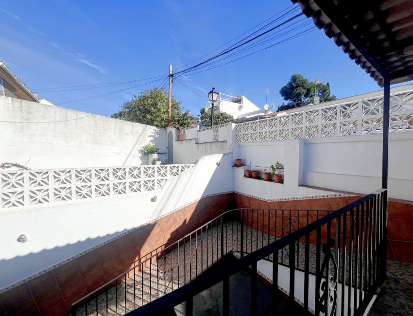 Venta · Bungalow / Adosado / Semiadosado · Nueva Andalucía · Costa del Sol