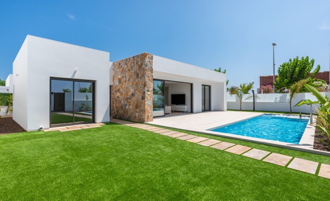 Nueva construcción  · Villa / Chalet · Los Alcazares · La Serena Golf