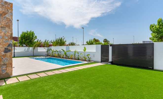 Nueva construcción  · Villa / Chalet · Los Alcazares · La Serena Golf