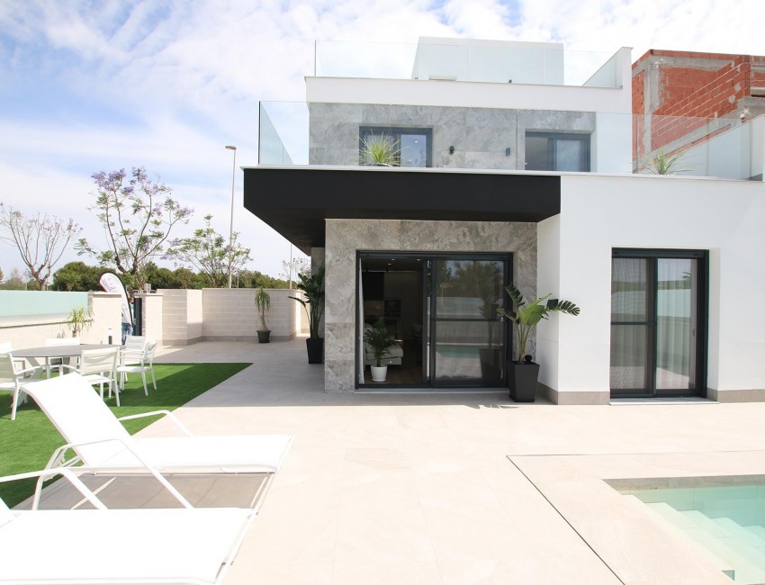 Nueva construcción  · Villa / Chalet · Pilar de la Horadada