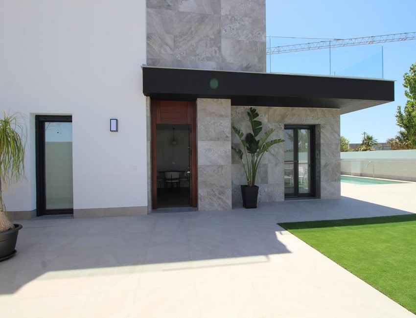 Nueva construcción  · Villa / Chalet · Pilar de la Horadada