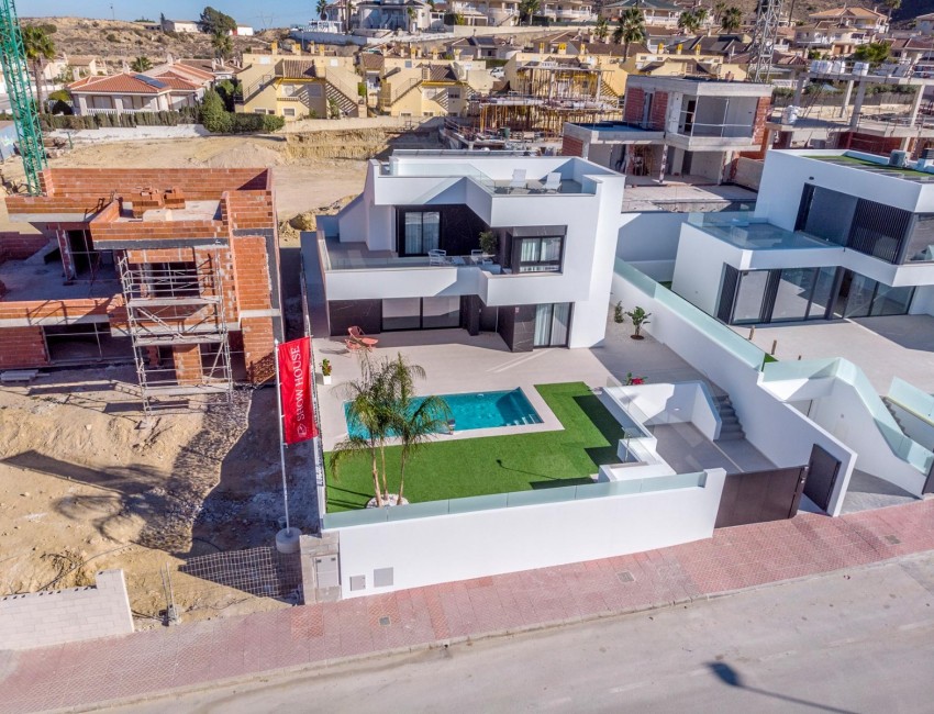 Nueva construcción  · Villa / Chalet · Rojales · La Marquesa Golf