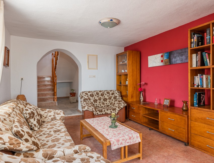 Sale · Villa · Guardamar del Segura