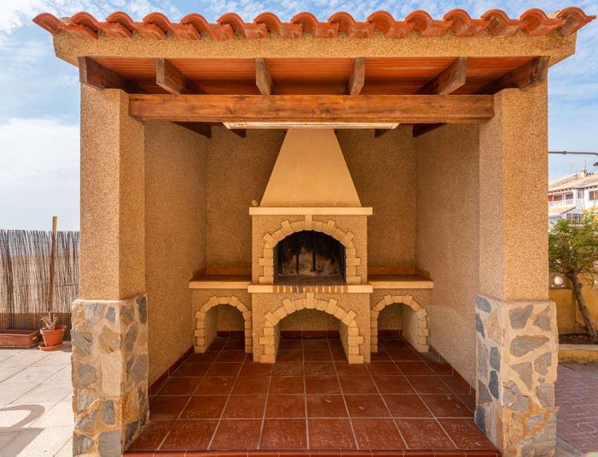 Sale · Villa · Guardamar del Segura