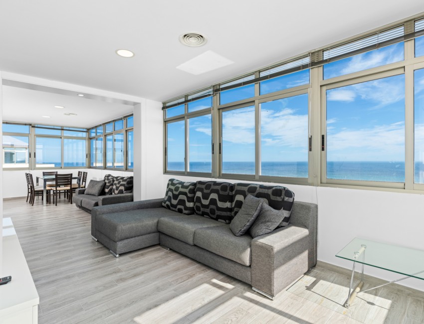 Sale · Penthouse · La Manga