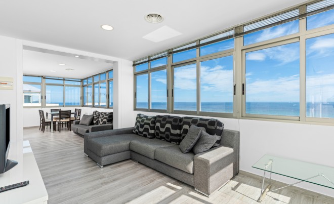 Sale · Penthouse · La Manga