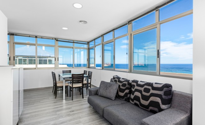 Sale · Penthouse · La Manga