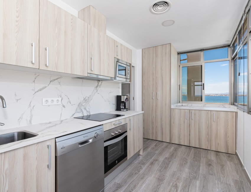 Sale · Penthouse · La Manga