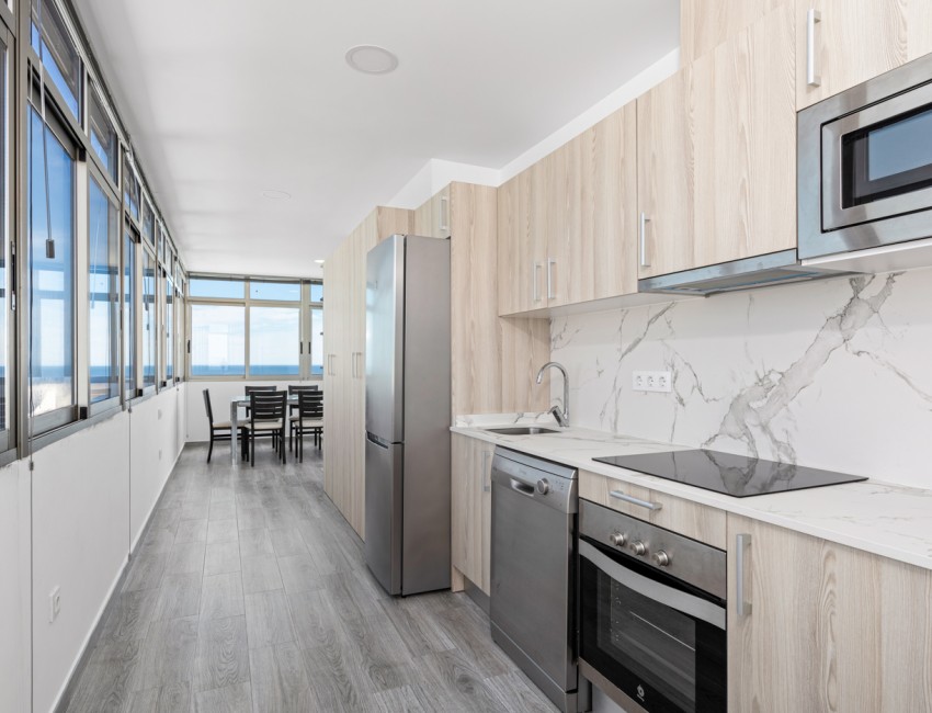 Sale · Penthouse · La Manga