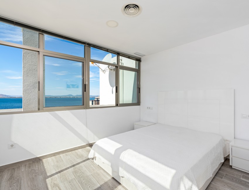 Sale · Penthouse · La Manga