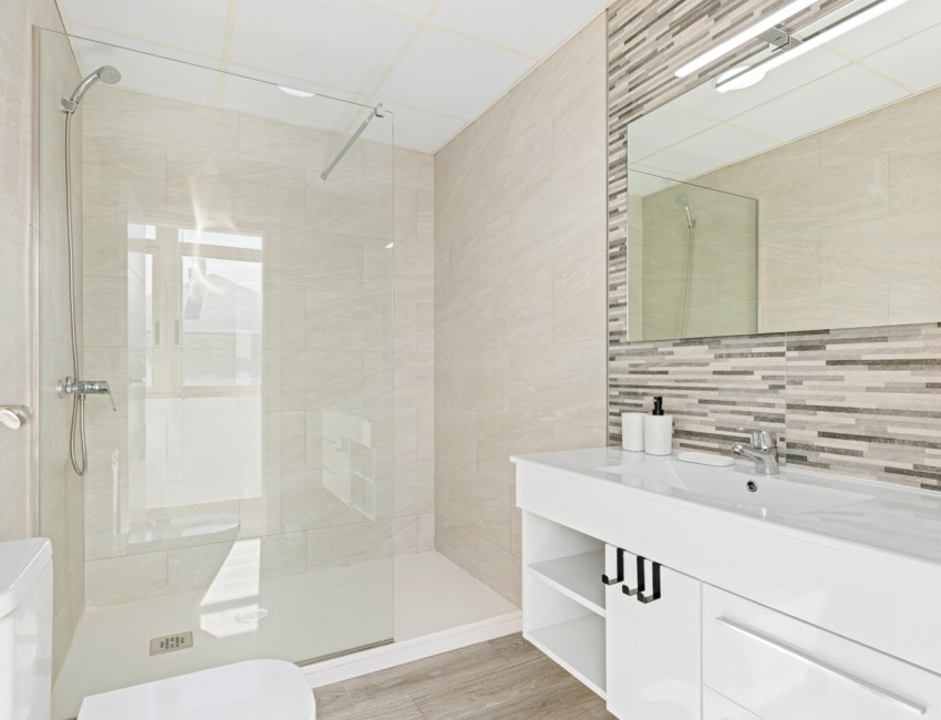 Sale · Penthouse · La Manga