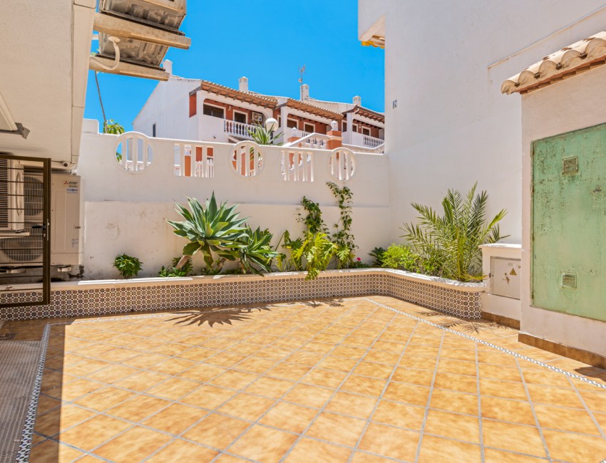 Venta · Bungalow / Adosado / Semiadosado · Guardamar del Segura