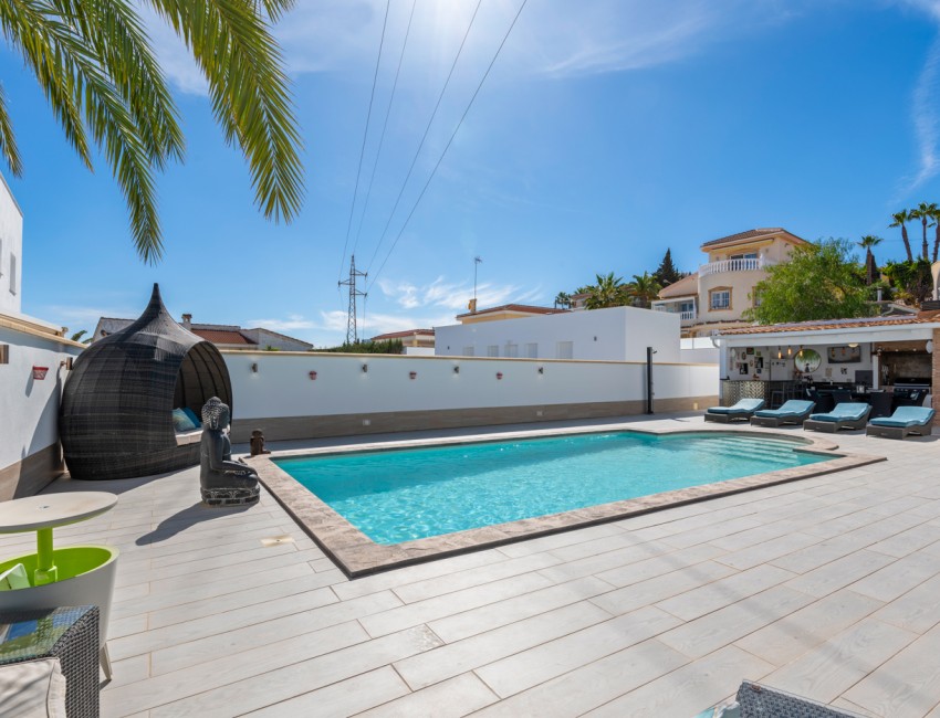 Venta · Villa / Chalet · Ciudad Quesada · Rojales