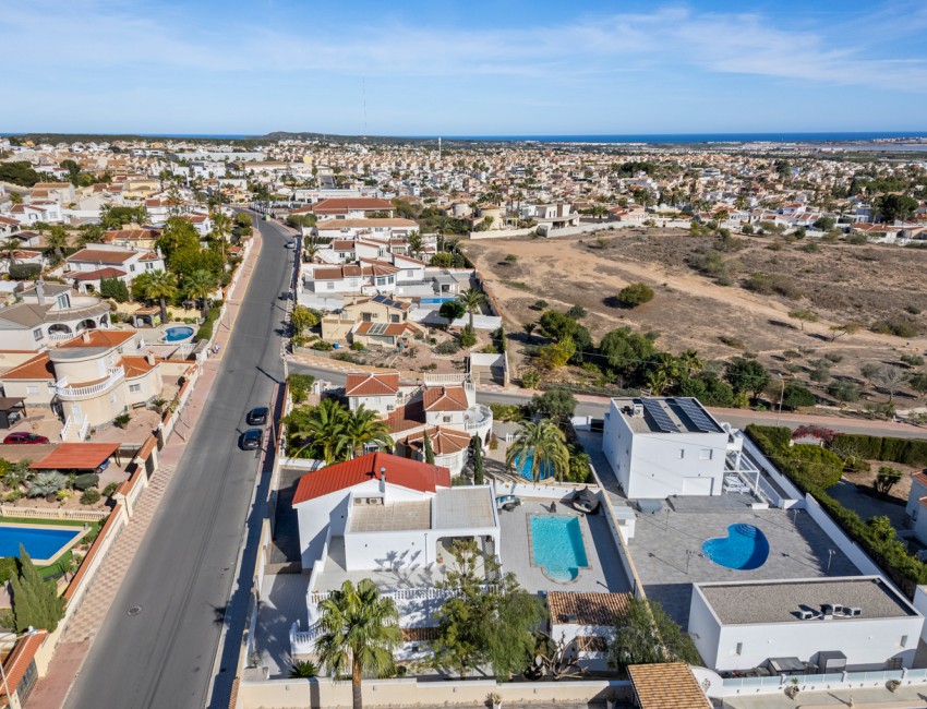 Venta · Villa / Chalet · Ciudad Quesada · Rojales