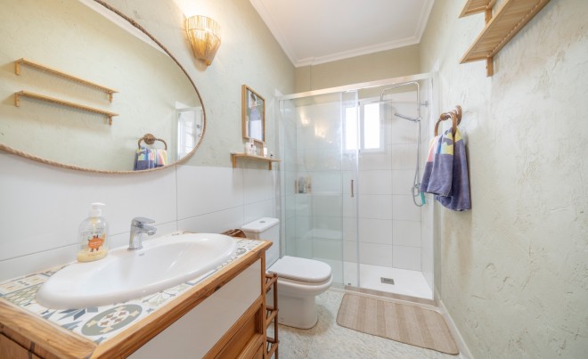 Venta · Apartamento / Piso · Los Montesinos