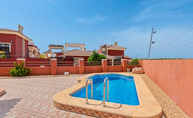 Sale · Villa · Algorfa